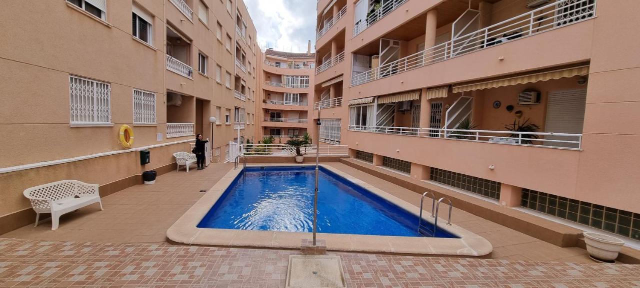 Apartament Dos Playas Torrevieja Dış mekan fotoğraf